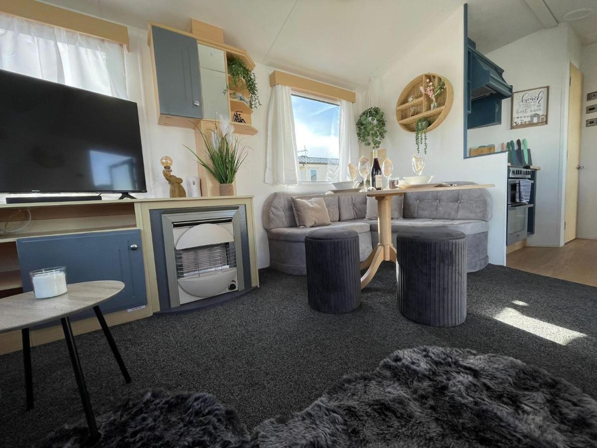 Little Owl - Holiday Home - Caravan Break Tunstall  Exterior photo