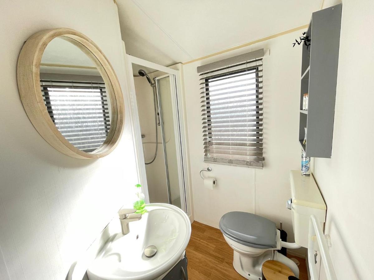 Little Owl - Holiday Home - Caravan Break Tunstall  Exterior photo